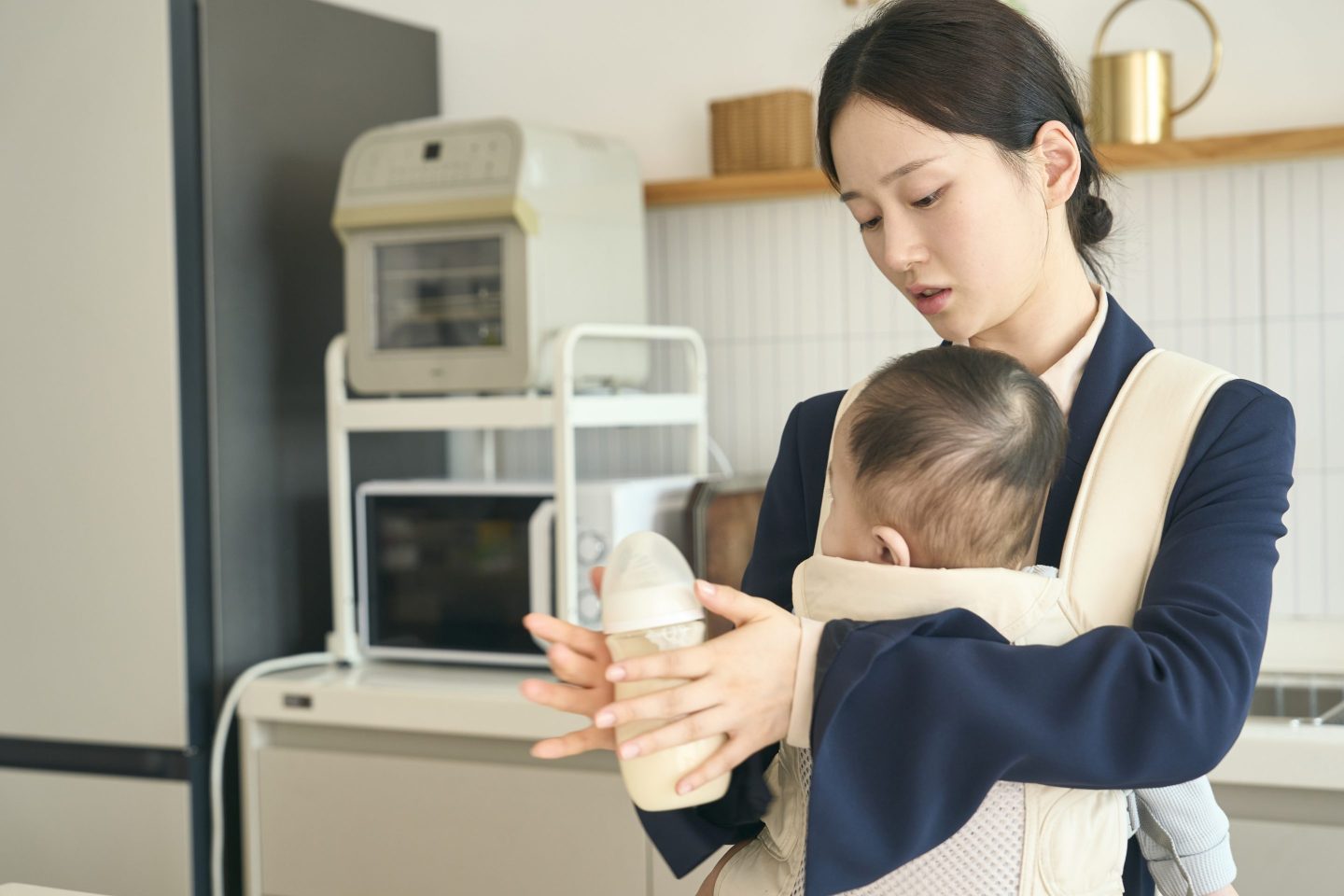 Working mother in South Korea with child